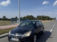 Grajewo ogłoszenia: Witam. Sprzedam Opla Astrę H 1.9cdti 100km. 
Przebieg 226tyś.km... - zdjęcie