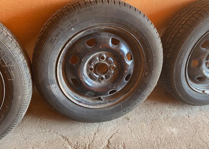 Grajewo ogłoszenia: Witam. Sprzedam 4 felgi stalowe. Stan widoczny na zdjęciach. W...